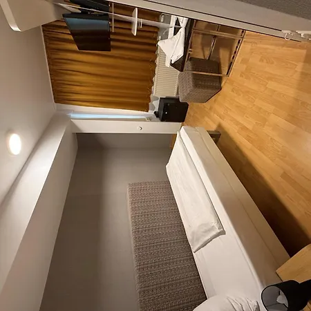 Eurocity 2* Брухкёбель