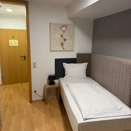 Hotel Eurocity 2*