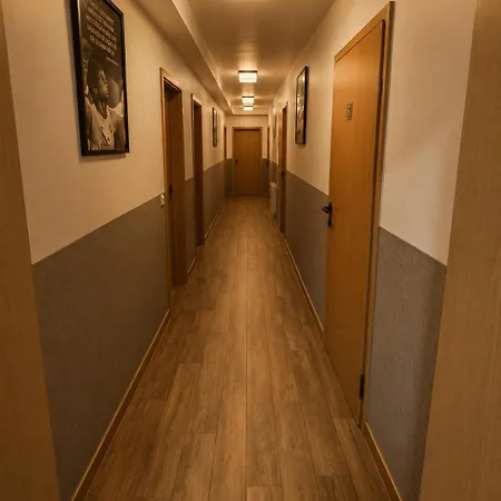 Eurocity Hotel 2*